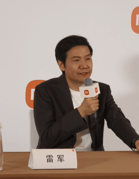 对话雷军：我们遇到的痛苦是成长很快，很多人不了解且有很多偏见